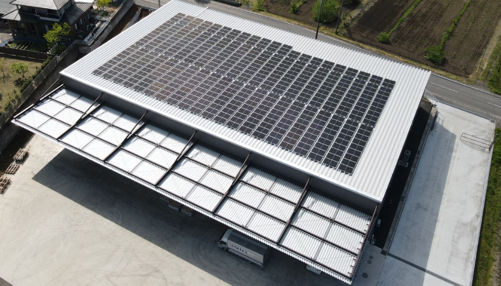 ファイバーレーザーメカニカルセンターに設置した太陽光発電システム